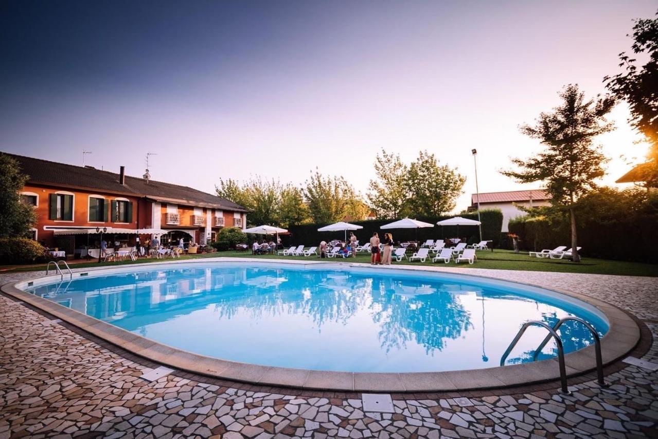 라티사나 Casa Del Sole B&B 외부 사진
